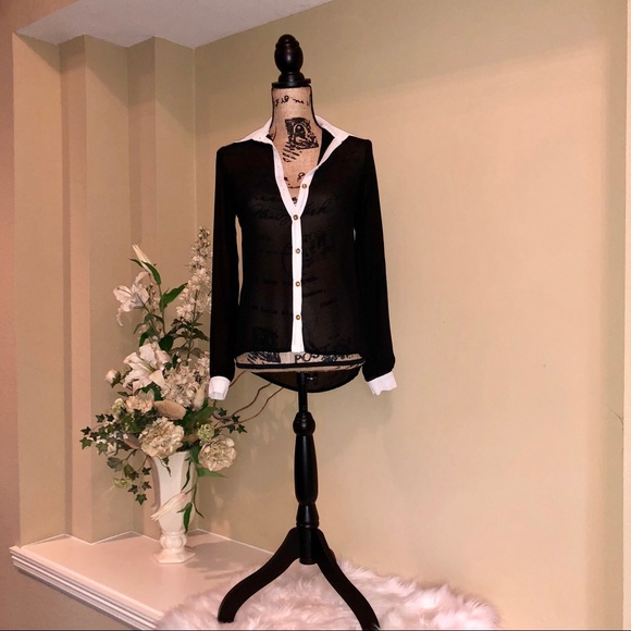 ~HS~ Black button up blouse white accents. Size XS - Picture 2 of 6